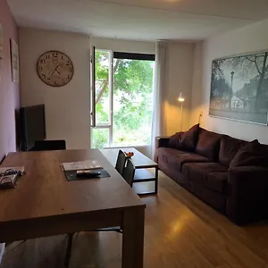 Johan'S B&B With Roofterrace And Cheap Parking - Since 2014 Проживание в семье